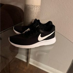 Women shoes